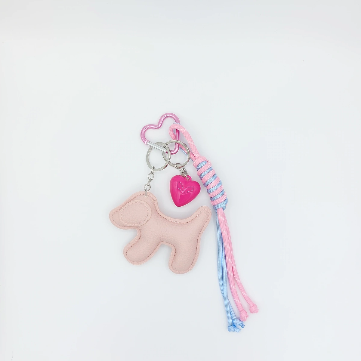 چارم بگ سگ چرمی و قلب